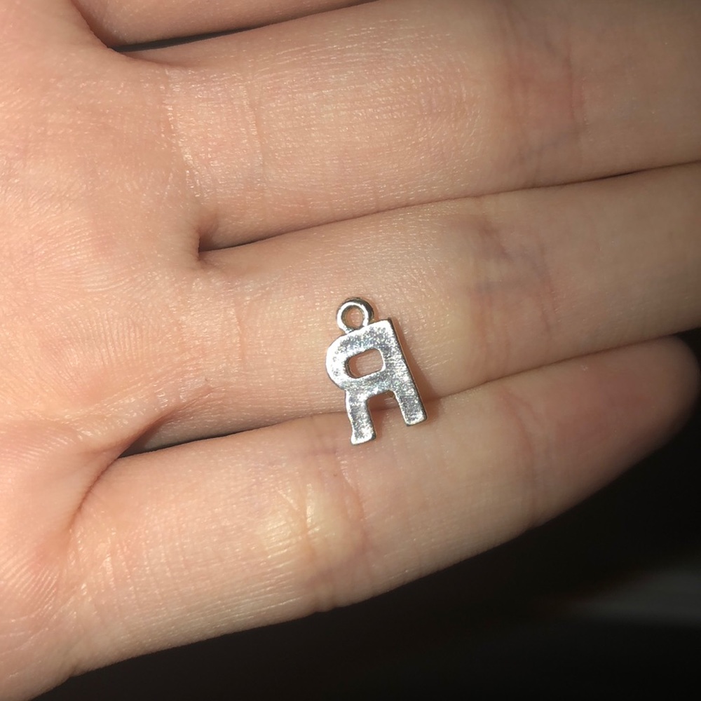 LETTER “R” CHARM - Picture 2 of 2